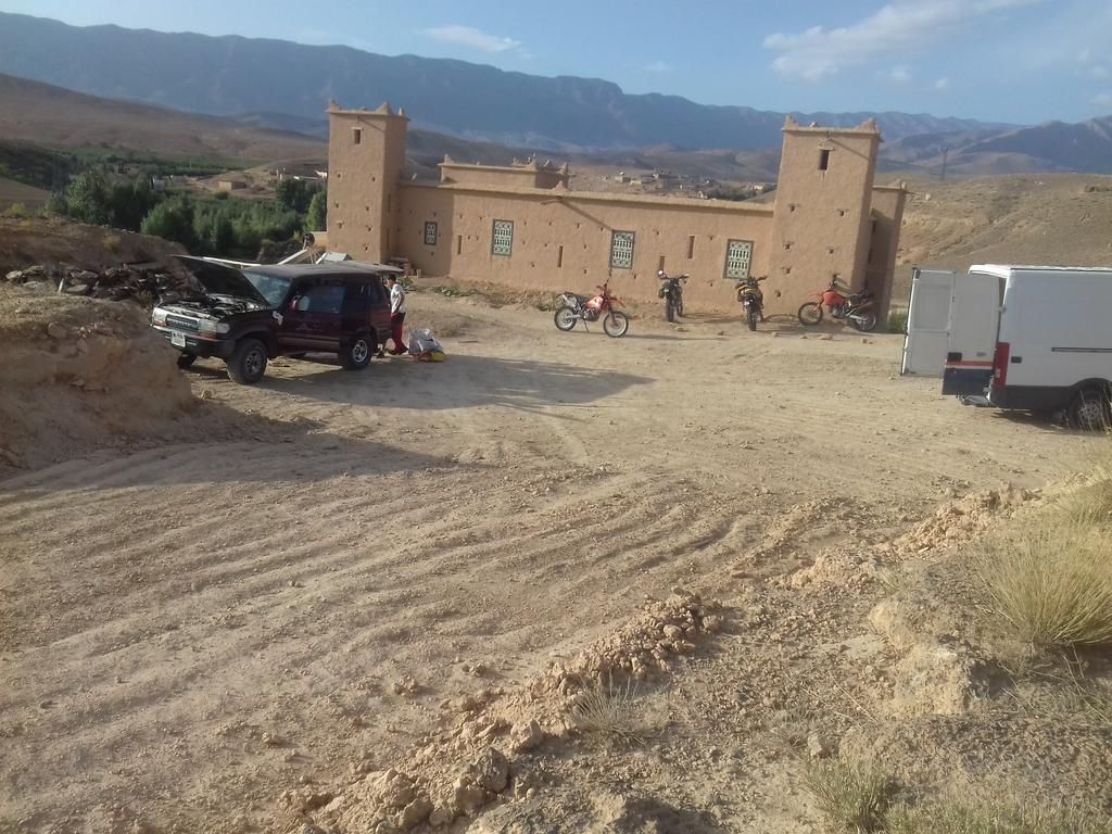 Готель Kasbah Izoran Мідельт Екстер'єр фото